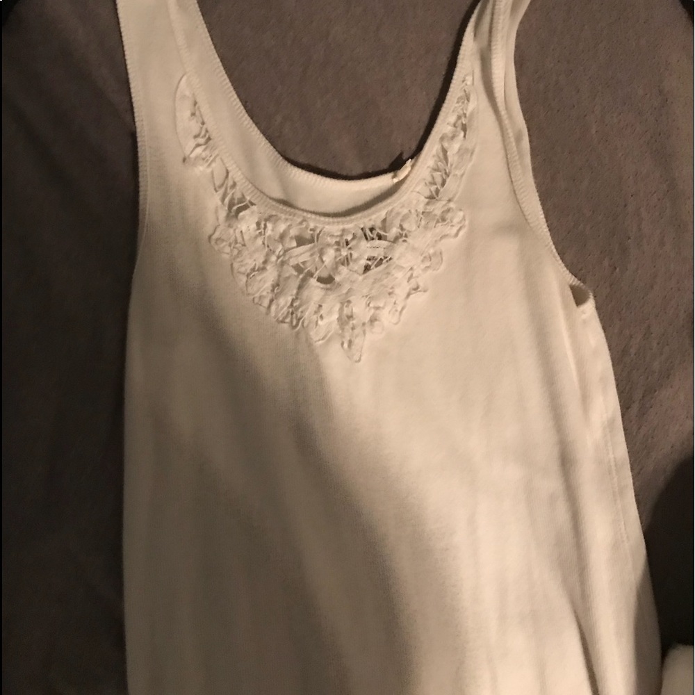 So brand plain white tank top with detail
